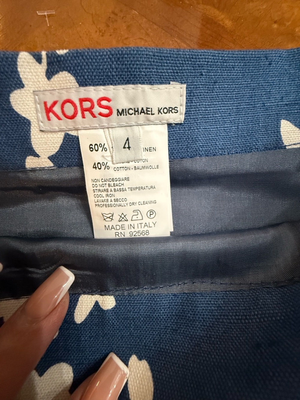 Michael Kors Italy Floral Skirt Size 4 EUC MSRP $295 - Picture 4 of 7